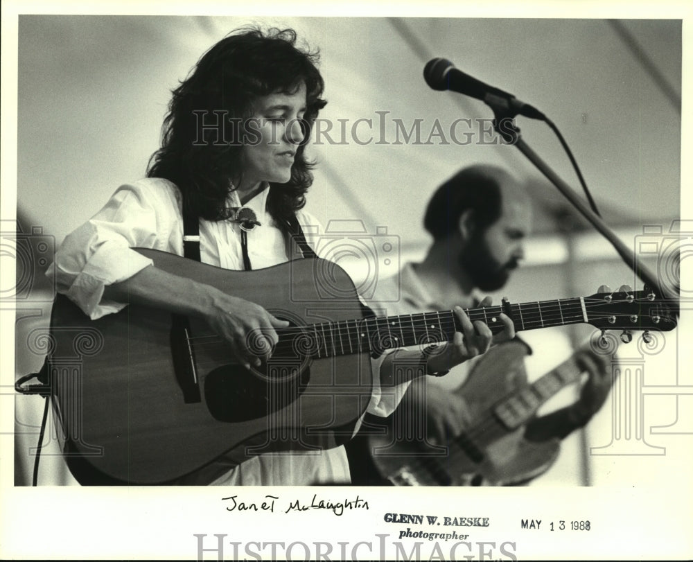 1988 Press Photo Janet McLaughlin, Musician, Plays Guitar - ahta03776- Historic Images