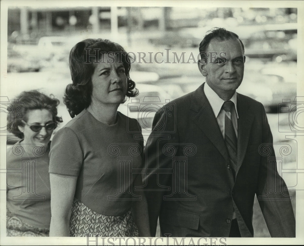 Press Photo Stewart Weaver and Woman- Historic Images