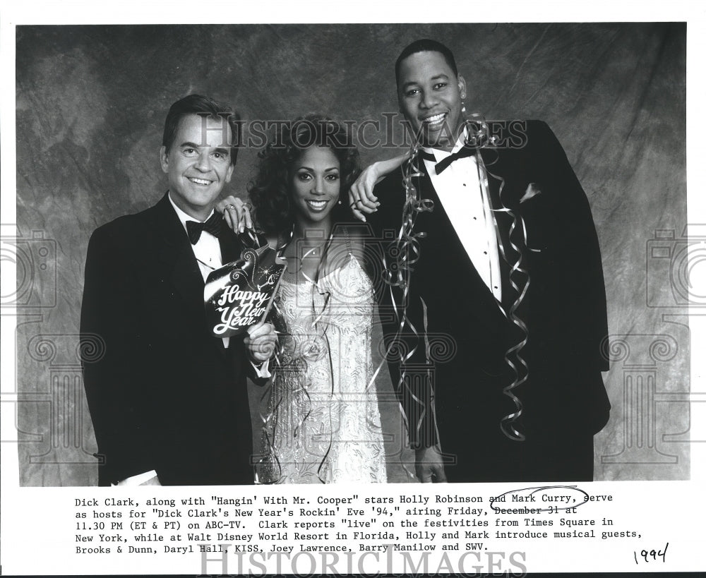 1994 Press Photo Dick Clark with Holly Robinson, Mark Curry, New Years Hosts- Historic Images