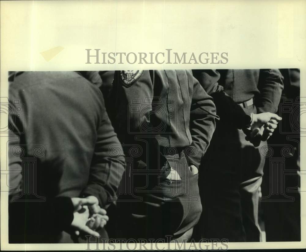 1981 Press Photo Pascagoula Police stand at attention, New Ben L. Briggs Bldg.- Historic Images