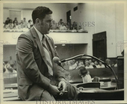 Press Photo Ted Biddy speaks during Carolee Biddy trial - Historic Images