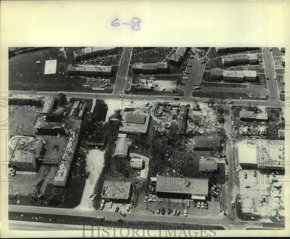 1985 Press Photo Aerial view of damaged buildings after Hurricane Elena- Historic Images