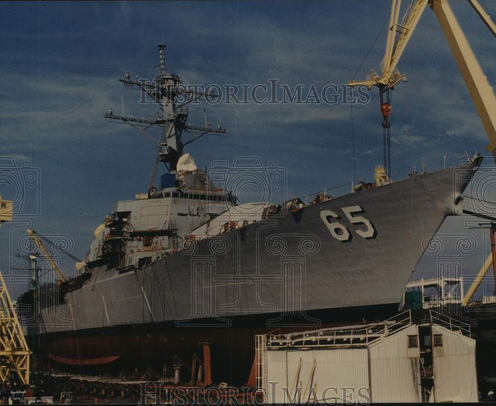 1994 Press Photo Construction of USS Benfold, DDG-65, ship, Ingalls&#39; Shipyard MS- Historic Images