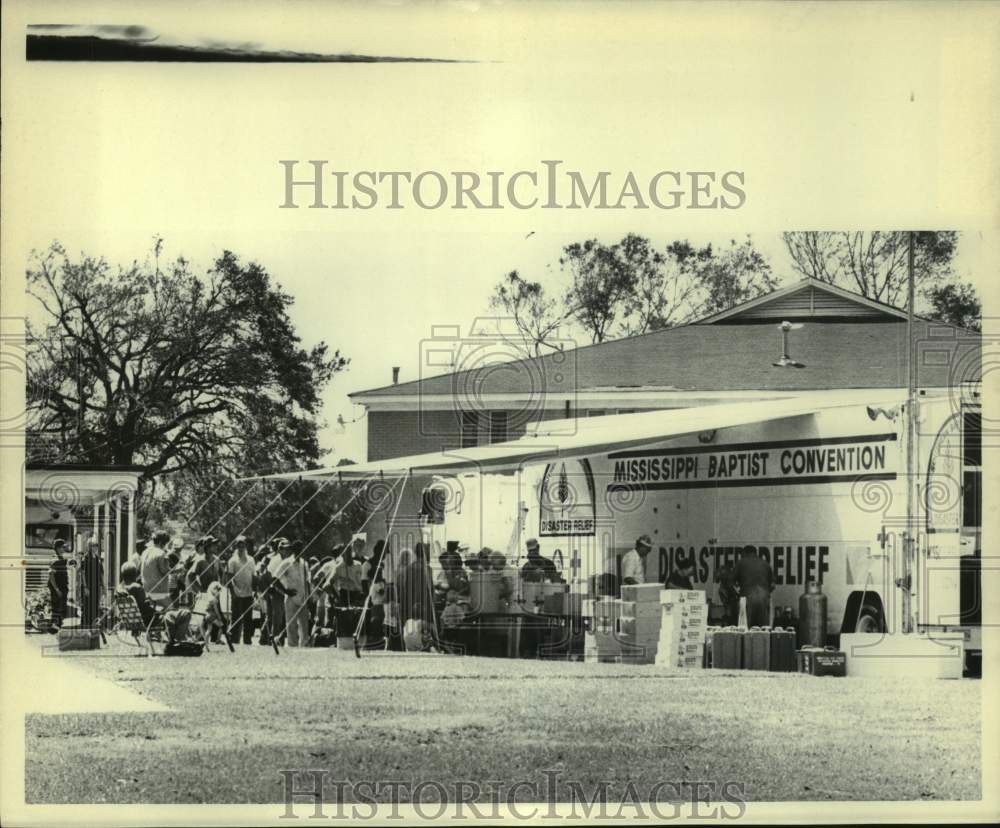 1985 Press Photo Crowds at Mississippi Baptist Convention after Hurricane Elena- Historic Images