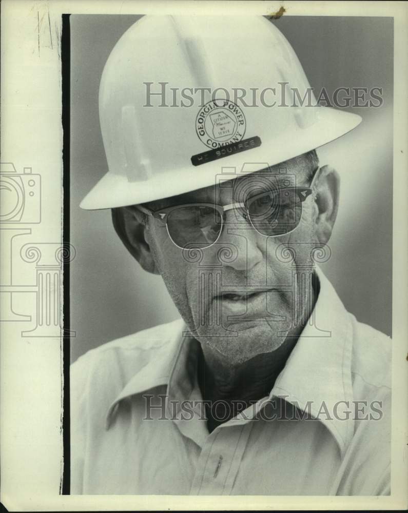 1979 Press Photo Georgia Power Company&#39;s lineman, W. Souires, Hurricane Frederic- Historic Images