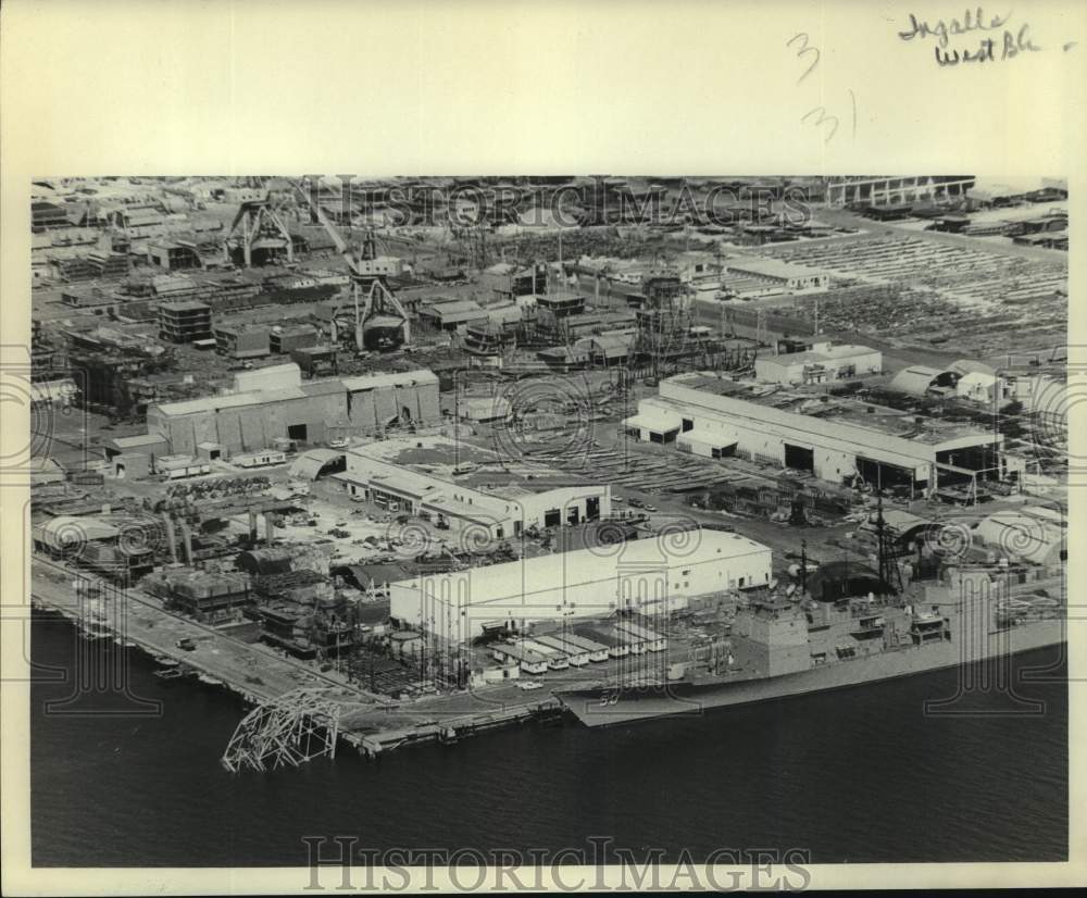 1985 Press Photo Hurricane Elena, Ingalls Ship Yard West Bank Facility Damage- Historic Images