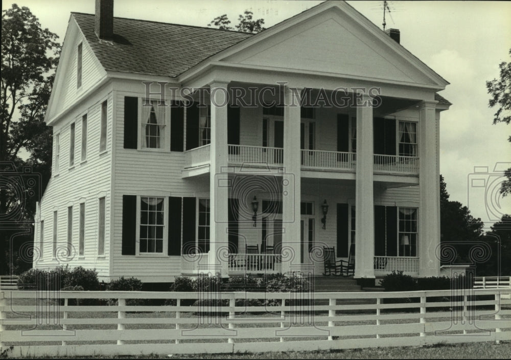 1986 Press Photo Taylor Morrissette home in Alabama- Historic Images