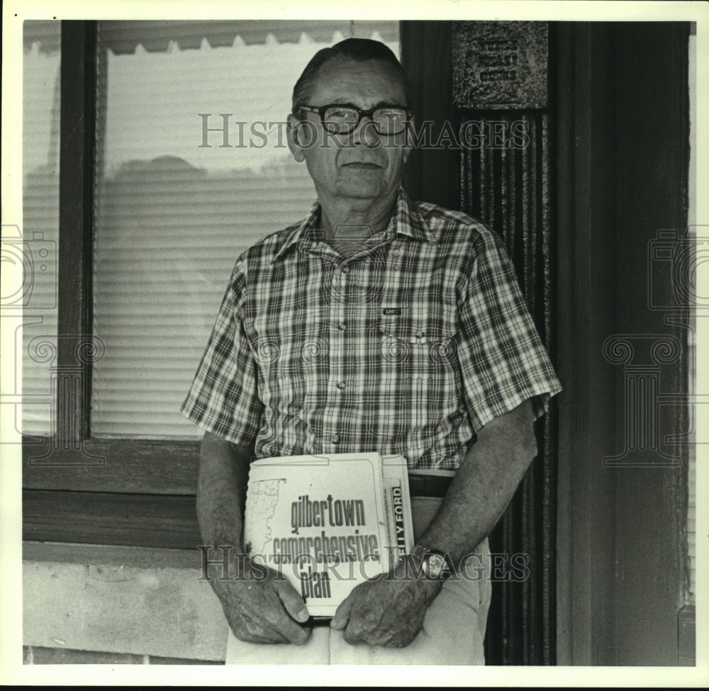 Press Photo Gilbertown, Alabama historian Gordon Rentz- Historic Images