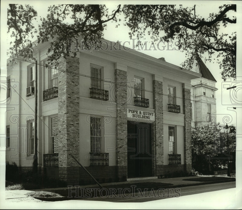 Load image into Gallery viewer, 1965 Press Photo Pope and Quint building at 257 St. Anthony in Alabama
