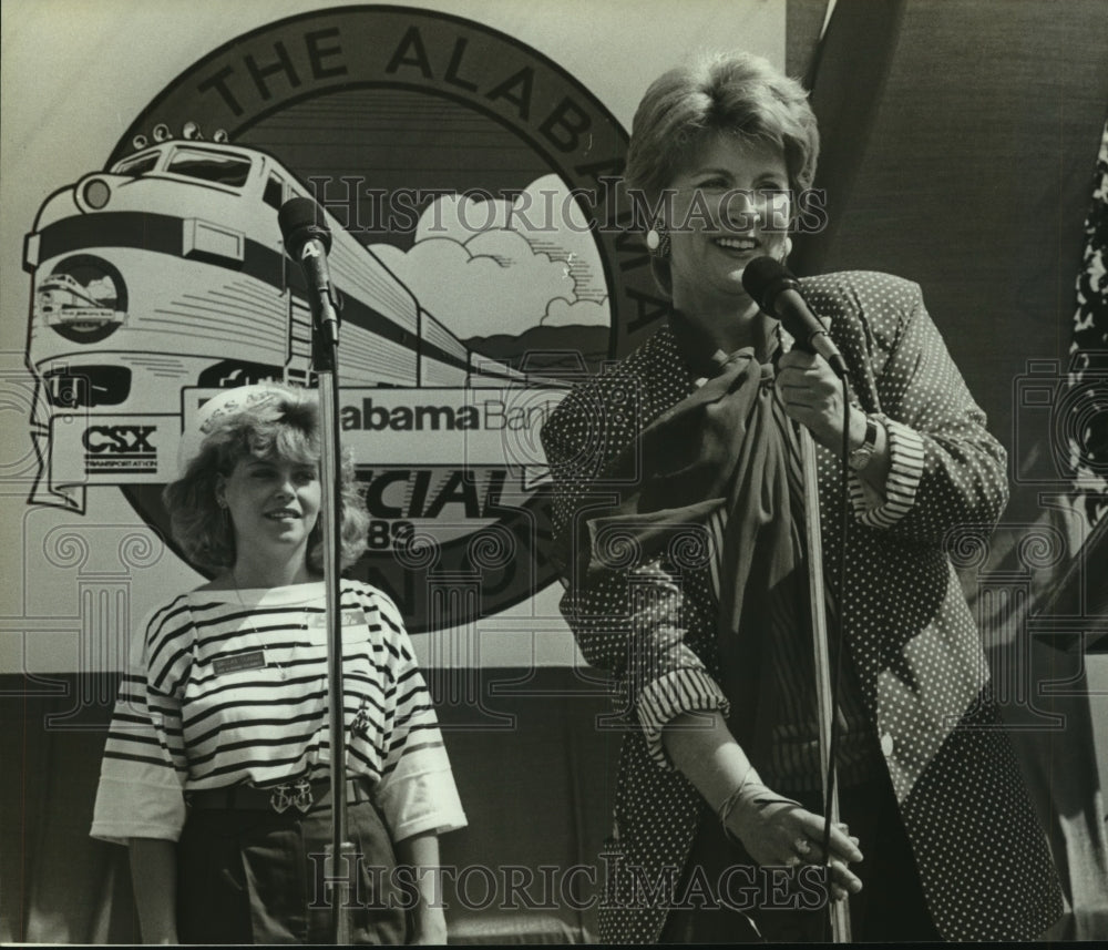 1989 Press Photo Speakers at Alabama reunion- Historic Images