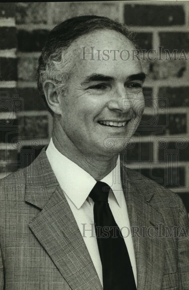 1985 Press Photo Carl Bailey of South Central Bell in Alabama - Historic Images