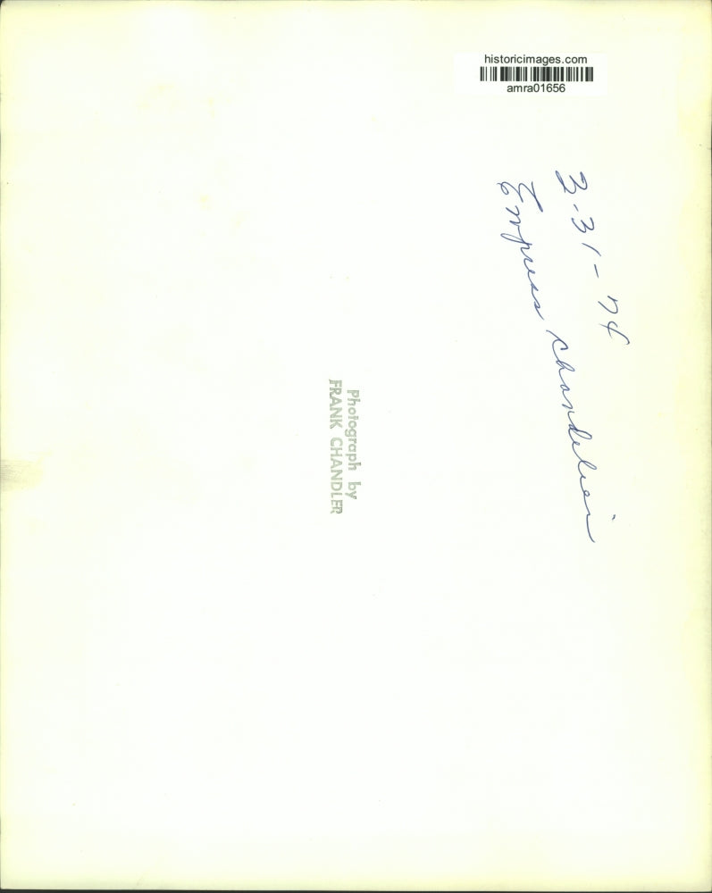 1974 Press Photo Empress chandelier in hallway of building in Alabama