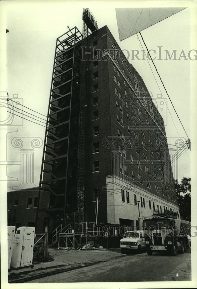 1989 Press Photo Construction of Admiral Semmes Hotel in Alabama - Historic Images