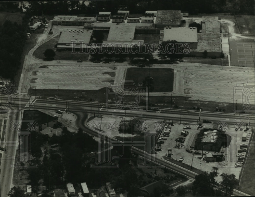 1984 Press Photo Aerial view of B. C. Rainâ€™s High School in Alabama - Historic Images