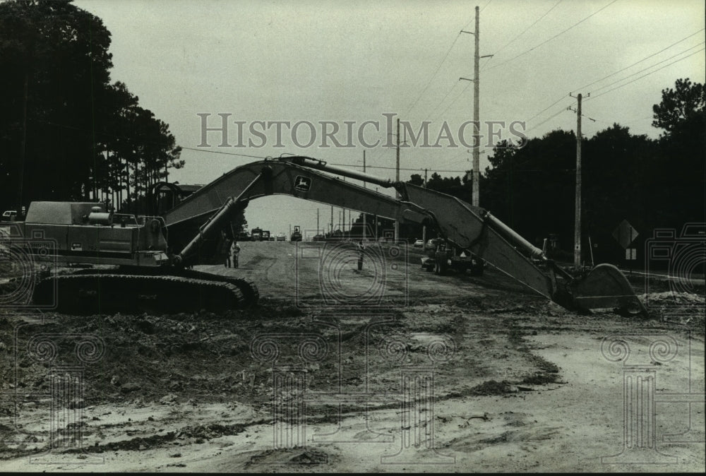 1988 Press Photo Construction along University Boulevard in Alabama - Historic Images