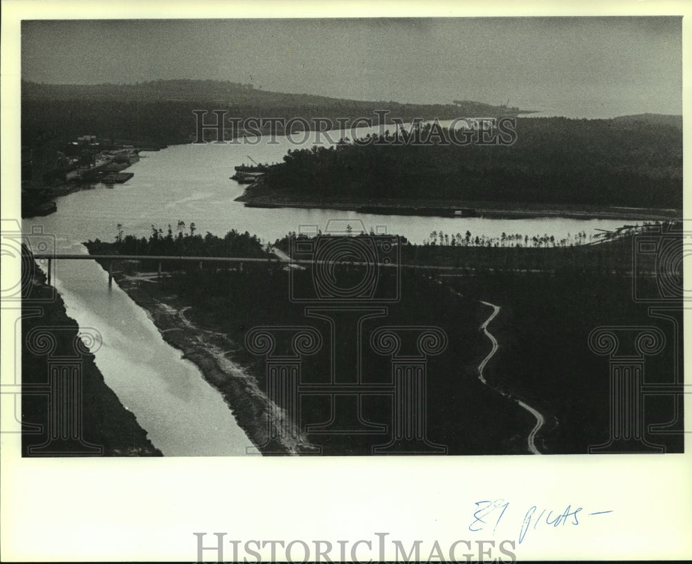 1982 Press Photo Aerial View, Theodore Industrial Park Turning Basin, Mobile Bay- Historic Images