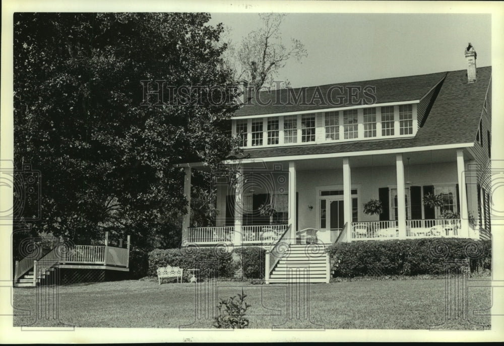 1986 Press Photo Seven Gables, Home of Mr. &amp; Mrs. William Taylor, Sr., Montrose- Historic Images