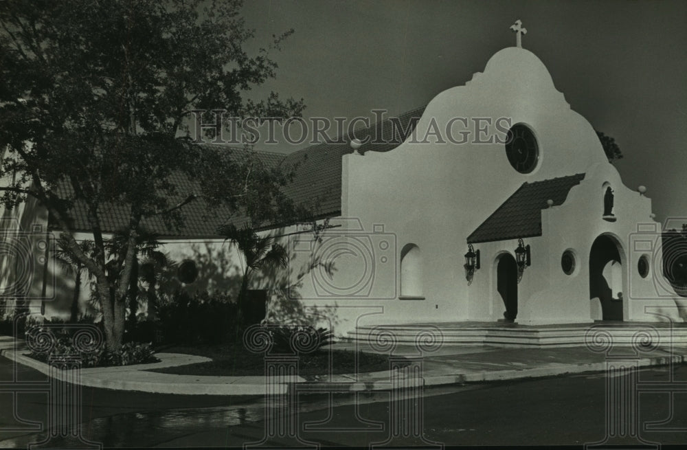 1989 Press Photo Exterior of Church, Gulf Shores, Alabama- Historic Images