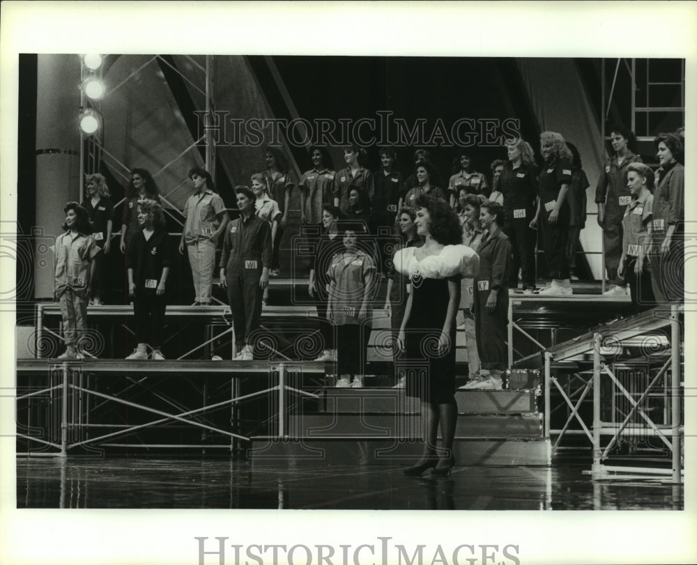 1990 Press Photo Aywy contestants, Alabama- Historic Images