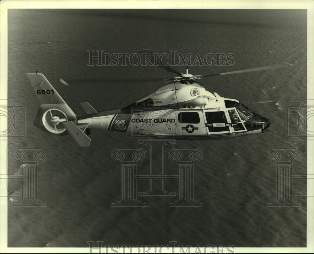 1988 Press Photo Coast Guard HH65A Dolphin Helicopter Flying, Alabama- Historic Images