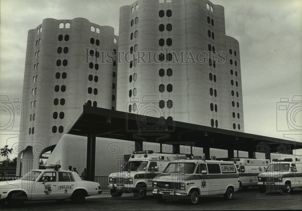 1987 Press Photo Exterior of Providence Hospital, Alabama- Historic Images