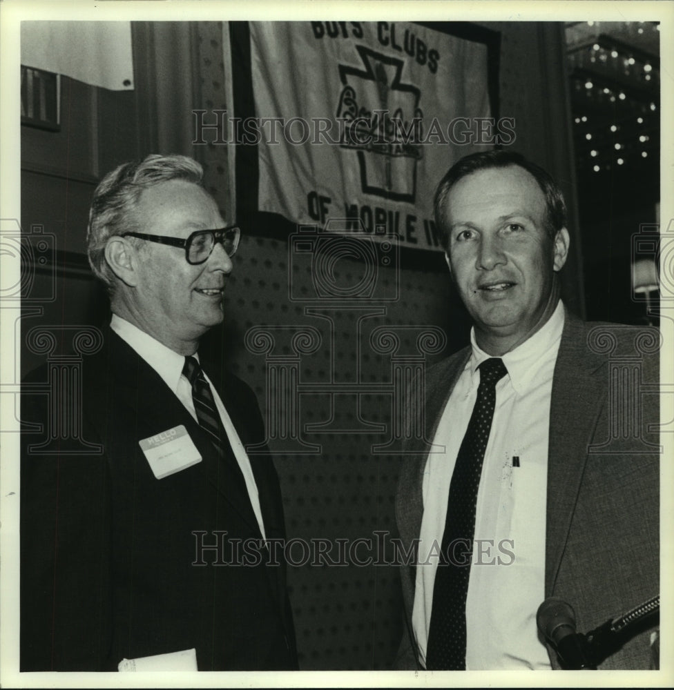 1986 Press Photo Pat Dye, Athletic Director at Auburn University, Alabama- Historic Images