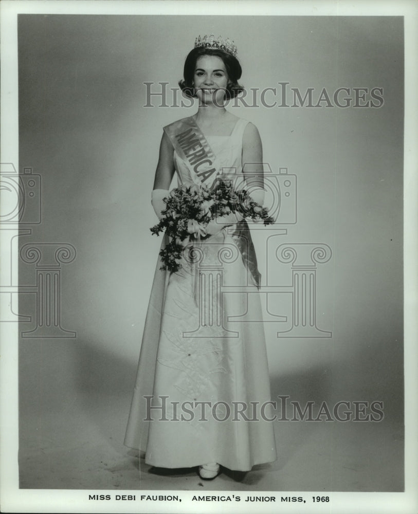 1968 Press Photo Americaâ€™s Junior Miss Debi Faubion crowned in Alabama - Historic Images