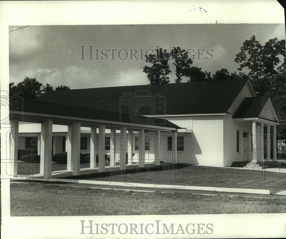 1980 Press Photo Exterior of Bay Minette Church of Christ, Alabama- Historic Images