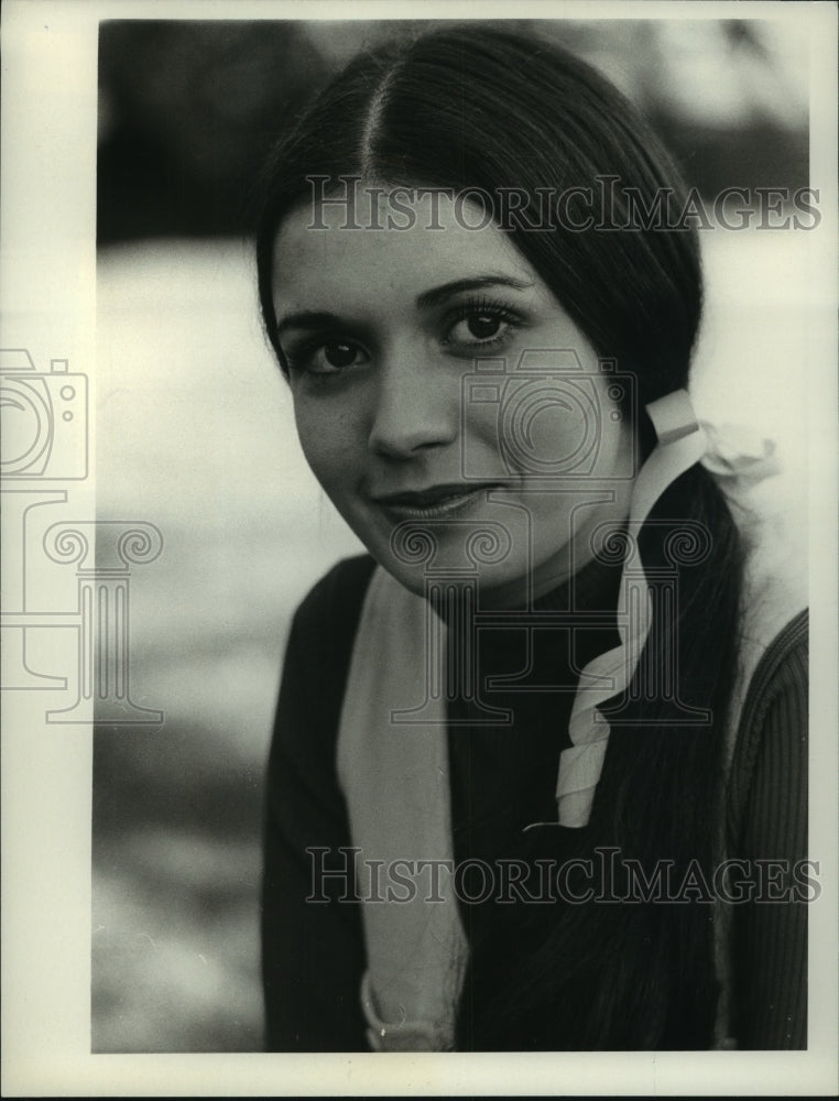 1983 Press Photo Lydia Anne Hodson in &quot;America&#39;s Junior Miss Pageant&quot;- Historic Images