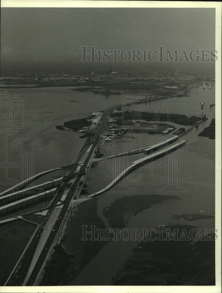 1977 Press Photo Aerial View of Highway I-10 Interchange, Alabama- Historic Images