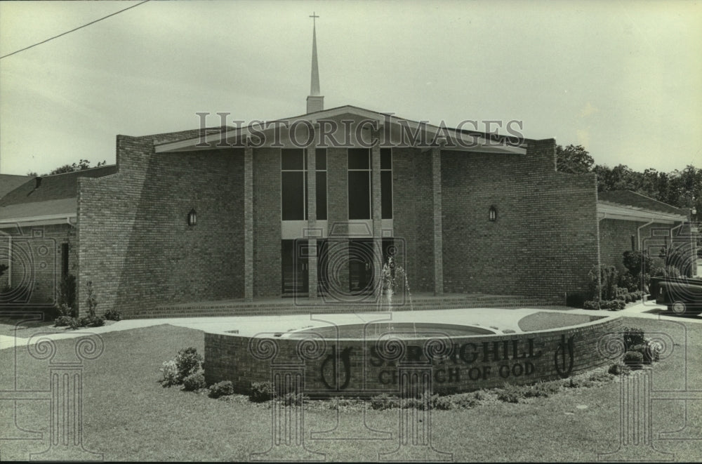 1988 Press Photo Exterior of Springhill Church of God, Alabama- Historic Images