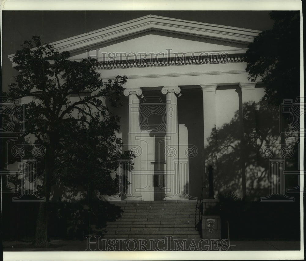 1976 Press Photo Exterior of Government Street Presbyterian Church, Alabama- Historic Images