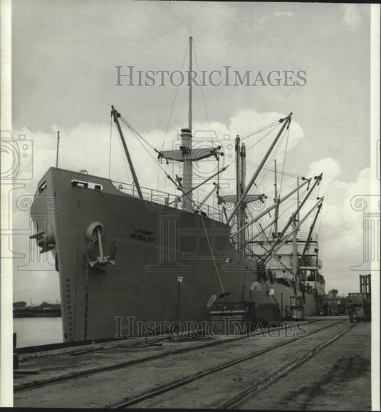 1967 Press Photo U.S. Army Resolve Ship- Historic Images
