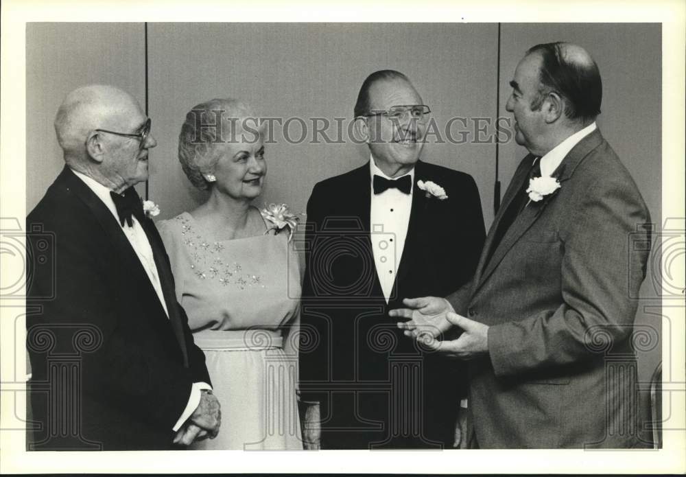 1984 Press Photo Mr. &amp; Mrs. William Weaver, Jack Paterson, Bill Doyle, Alabama- Historic Images