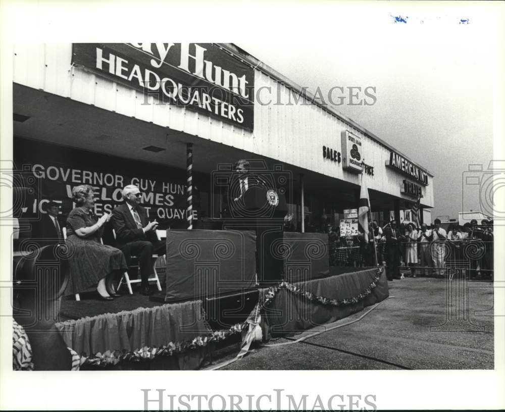 1990 Press Photo Dan Quayle Speaking, Alabama- Historic Images