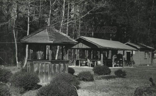 1987 Press Photo Well Pavillon Voting Booth, Chilton, Alabama- Historic Images