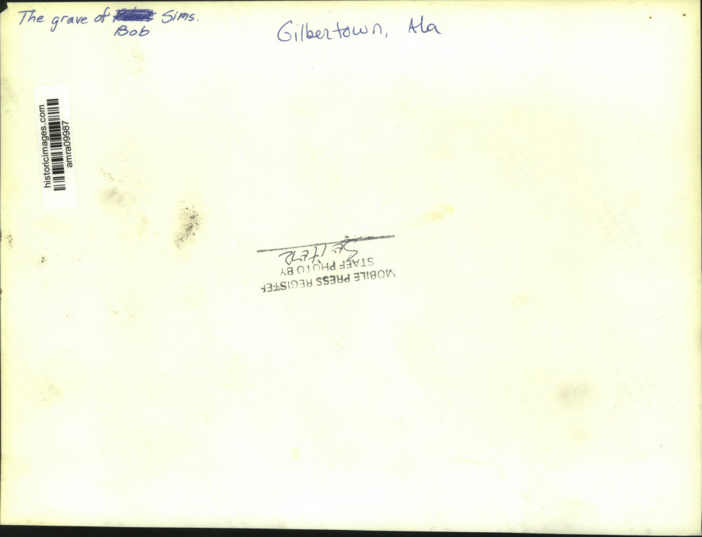Press Photo The gravesite of Bob Sims, Gilbertown, Alabama - amra09987