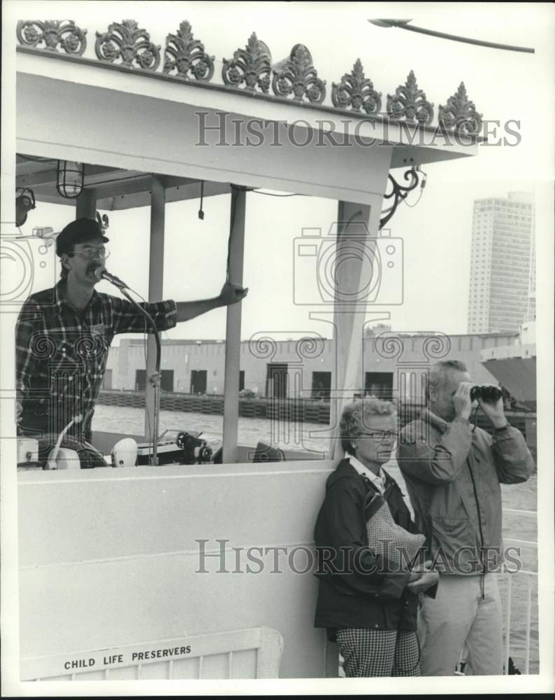 Press Photo Passengers Traveling on the Magnolia Blossom Ship in Alabama- Historic Images