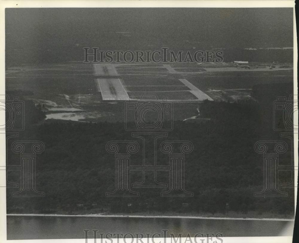 1978 Press Photo Aerial view of a airport, Alabama- Historic Images