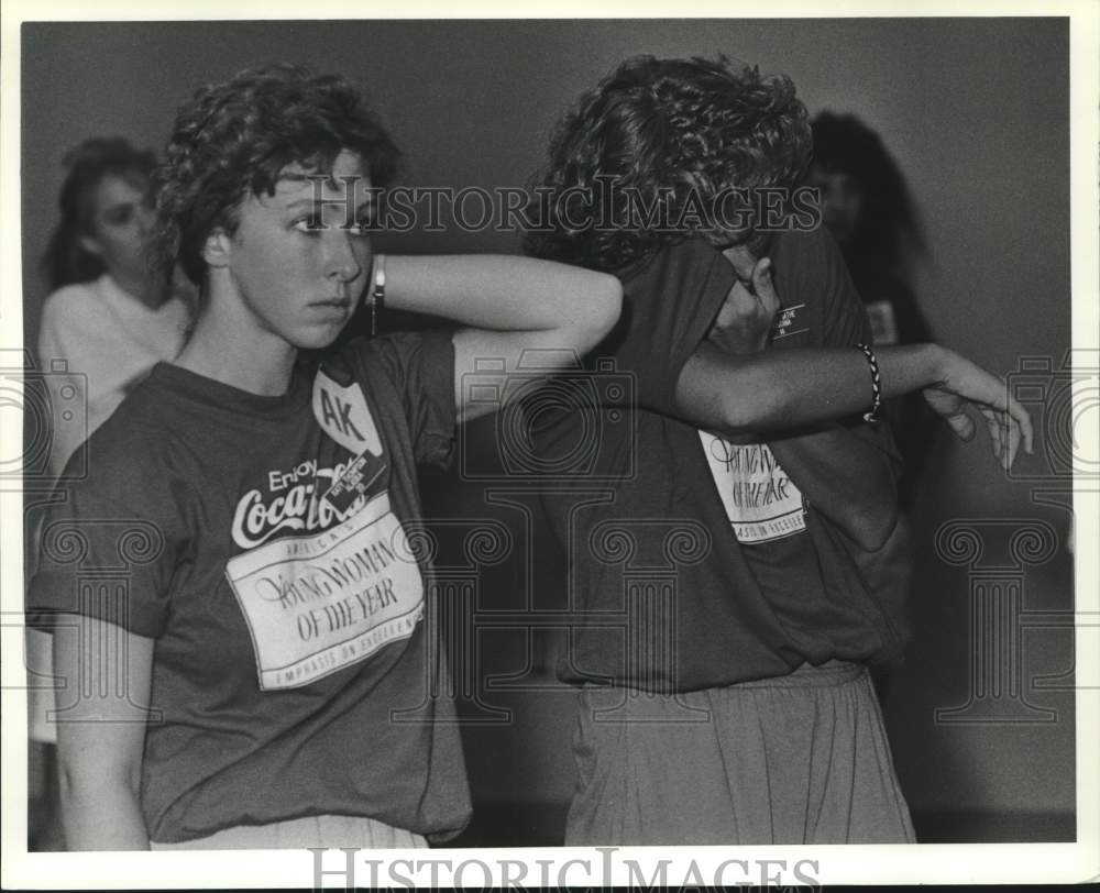 1990 Press Photo Jr. Miss contestants practice routine in Alabama - amra10496- Historic Images