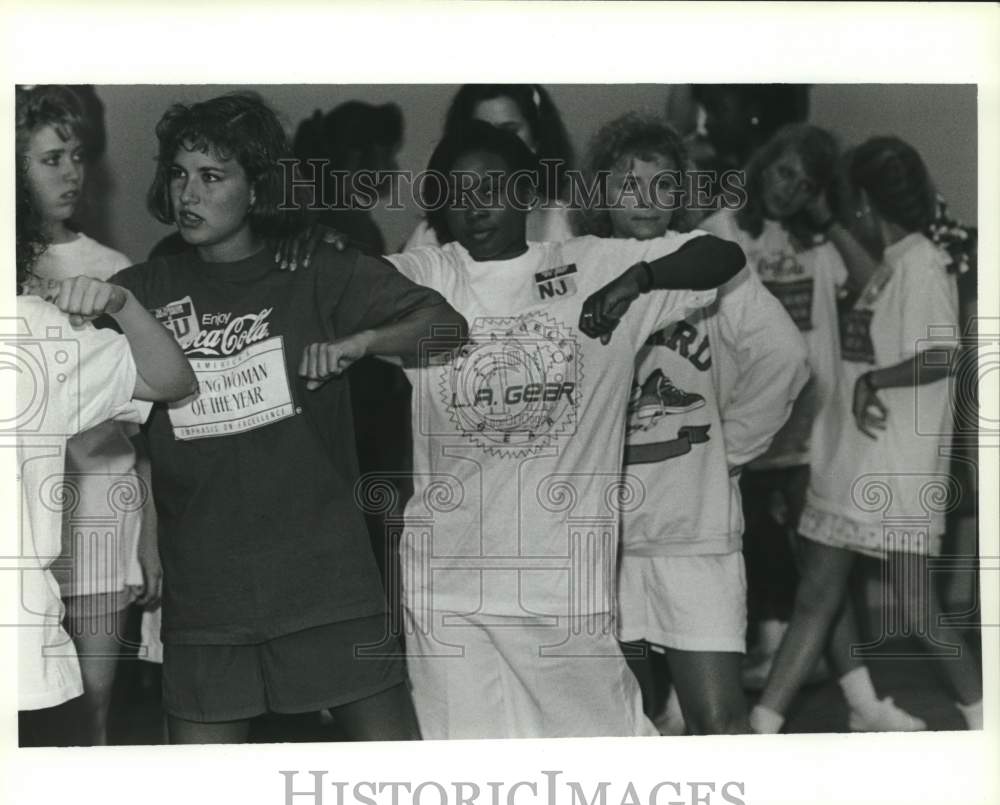 1990 Press Photo Jr. Miss contestants practice dance routine in Alabama- Historic Images