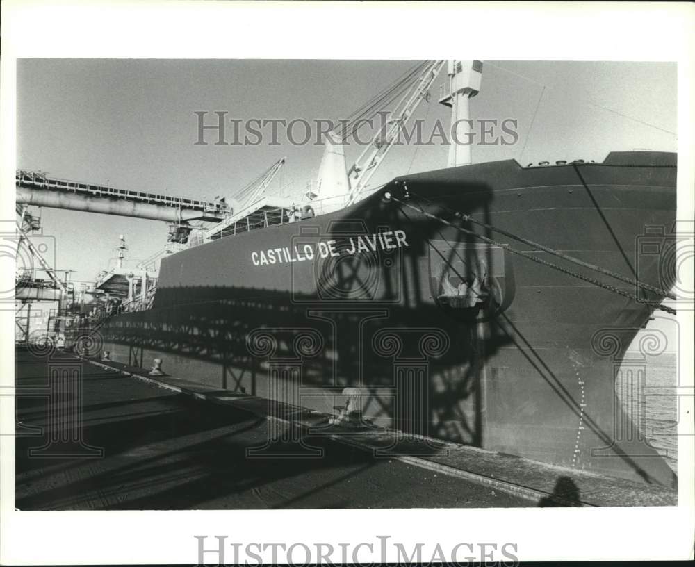 1990 Press Photo Castillo De Javier Ship at Dock, Alabama- Historic Images