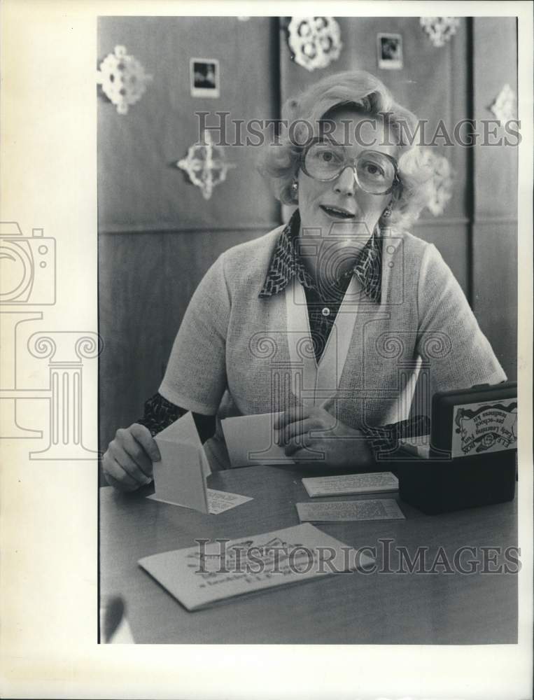 Load image into Gallery viewer, Press Photo Dorothy Stickle - ata01338
