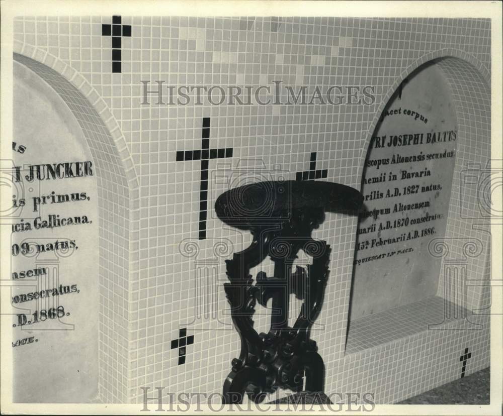 Press Photo Inside Old Cathedral at Peter and Pave - ata02358