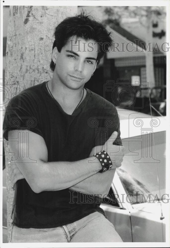 1989 Press Photo Actor Richard Grieco stars in &quot;Booker&quot; Show on Fox Television- Historic Images