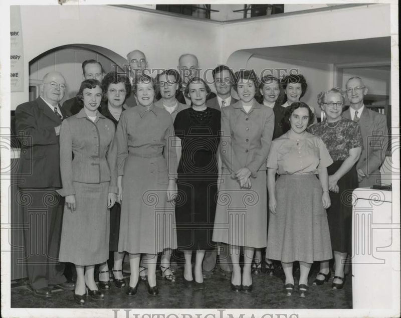 Load image into Gallery viewer, 1953 Press Photo Women and Men pose for Portrait - ata06189

