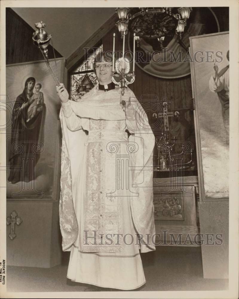 1980 Press Photo Clergyman at Russian Orthodox Eastern Church - ctaa21619- Historic Images