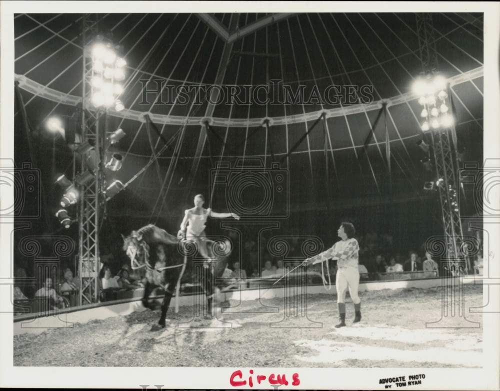 Press Photo James Zoppe and the Big Apple Circus Performers in Stamford- Historic Images