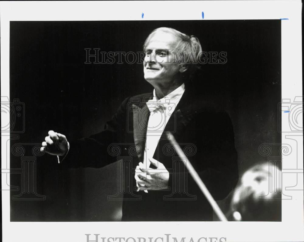 Press Photo Sir Yehudi Menuhin - ctgp02755- Historic Images
