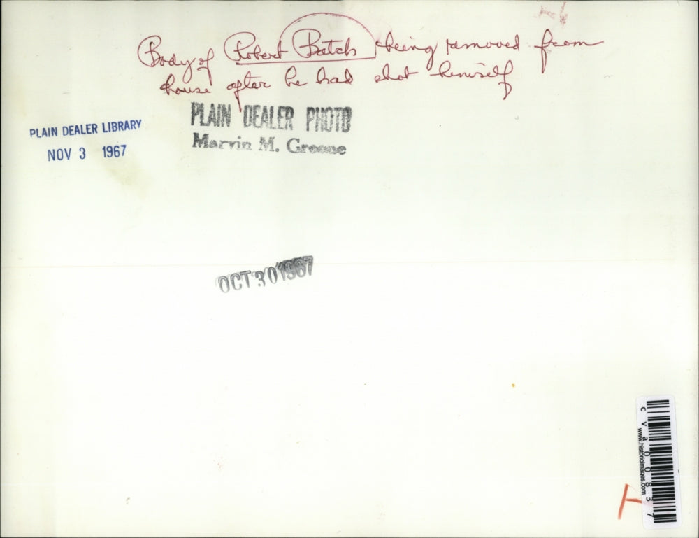 1967 Press Photo Body of Robert Batch Removed from Home - cva00837